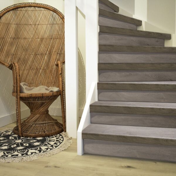 Traptreden - Easystairs 052 Oak Dark - 62x140cm - Traprenovatie PVC